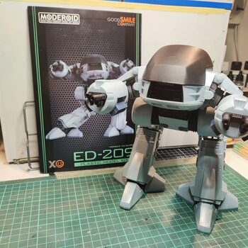 Moderoid ED-209